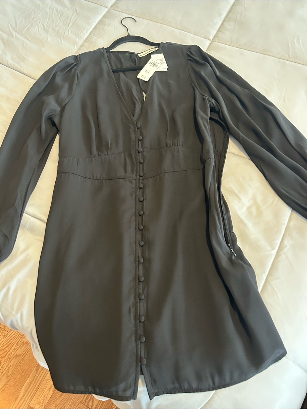 Abercrombie & Fitch Black Long-Sleeve Mini Dress with Button Front - Picture 7 of 7